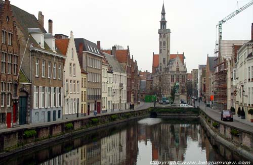 Poortersloge BRUGGE / BELGI Vergelijkende foto heden