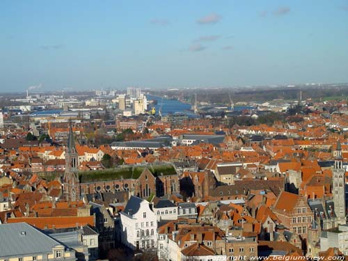 Beffroi et halles de Bruges BRUGES / BELGIQUE 