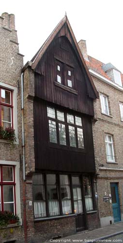 Houten huis BRUGES / BELGIQUE 