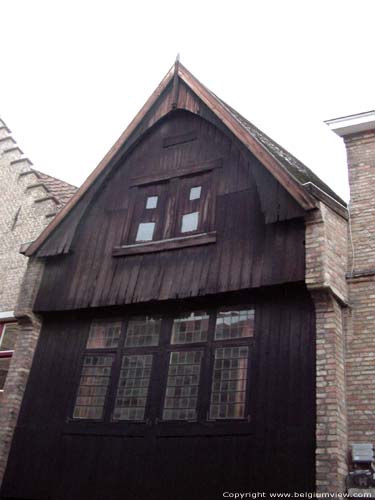 Houten huis BRUGGE foto 