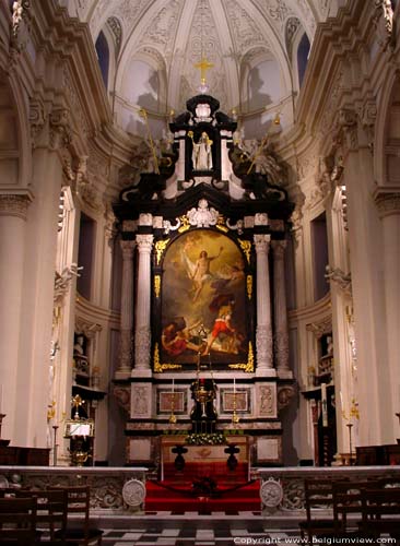 Sint-Walburgakerk BRUGGE foto 