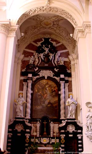 Sint-Walburgakerk BRUGGE foto 