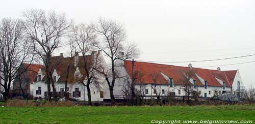 Spermaliehof MANNEKENSVERE / MIDDELKERKE photo