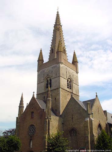 Onze-Lieve-Vrouw-Tenhemelopnemingskerk GISTEL foto 