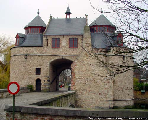 Donkey gate BRUGES picture 