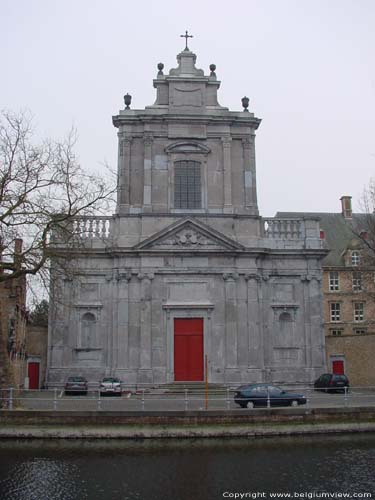 Arduinen kerk BRUGES photo