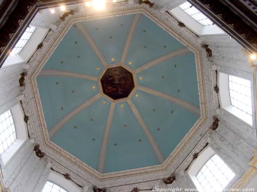 Sint-Johannes de Evangelistkerk LIEGE 1 / LUIK foto 