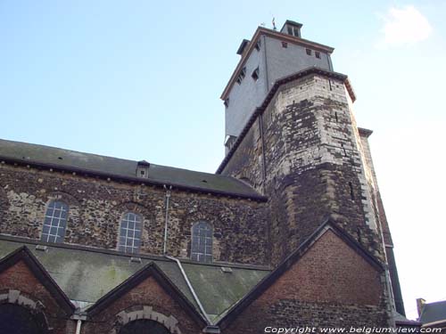 Sint-Denis kerk LIEGE 1 / LUIK foto Overzicht westertoren