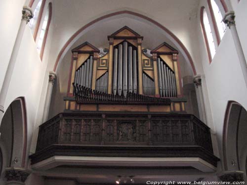 Onze-Lieve-Vrouw van Gaverlandkapel (te Melsele) BEVEREN / BELGI Orgel afkomstig uit Taragona in Spanje. Dateert uit 1818.