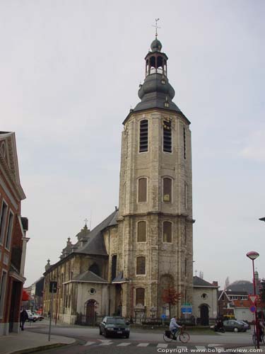 Sint-Ludgeruskerk ZELE / BELGIË Overzicht oostertoren