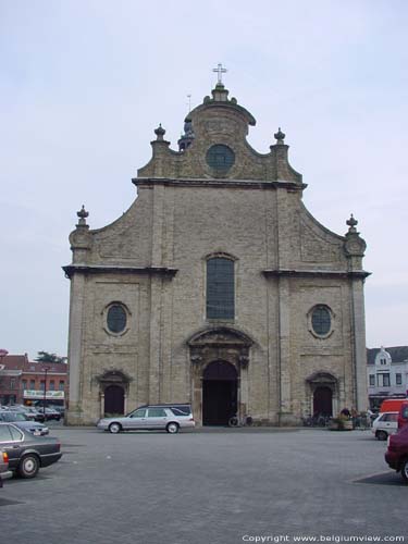 Sint-Ludgeruskerk ZELE foto Barokke westergevel