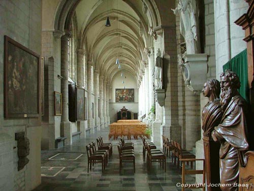 Sint-Waldetrudiskerk HERENTALS foto 