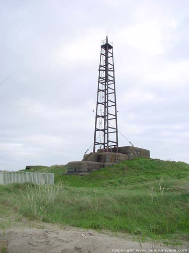 Bunkers van de Atlantikwall OOSTENDE / BELGI Overzicht met toren