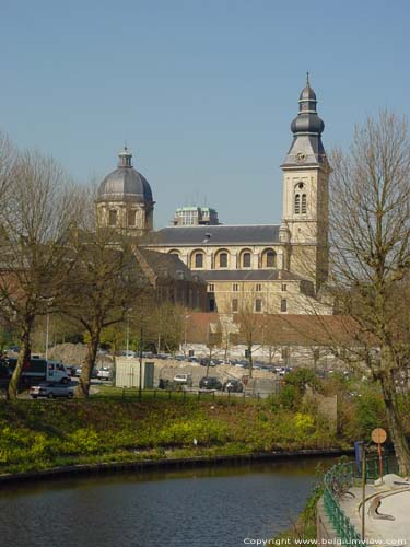 Sint-Pieterskerk en Sint-Pietersabdij GENT foto  