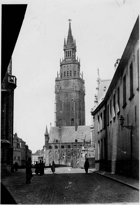 Belfort en lakenhalle GENT foto Situatie rond 1900