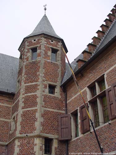 Gemeentehuis (voormalig Hof Sanders - Vaulog) SINT-GILLIS-WAAS / BELGI  