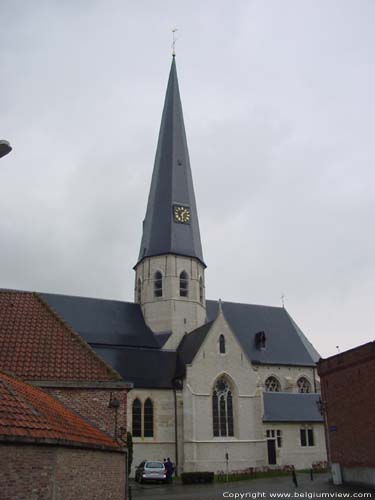 Sint-Pieterskerk (te Bazel) KRUIBEKE foto  