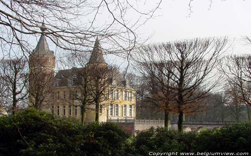 Kasteel van 's Gravenwezel SCHILDE foto  