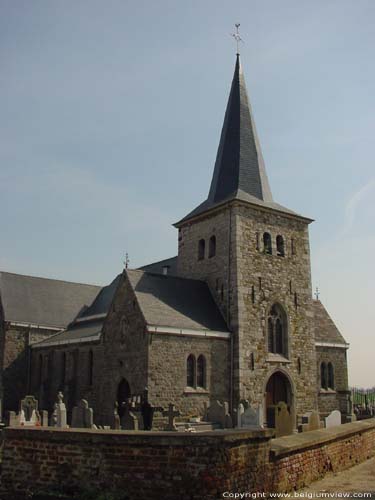 Sint-Maurciekerk  (te Bleret) WAREMME / BORGWORM foto  