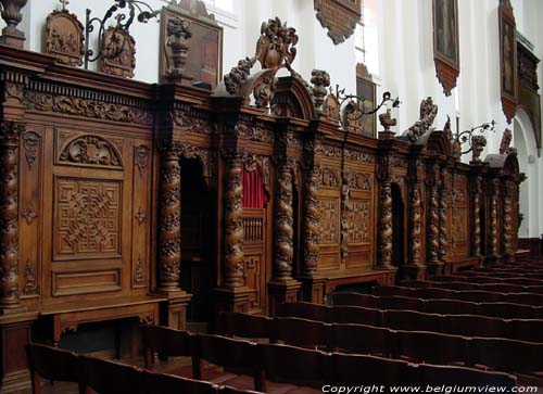 Onze-Lieve-Vrouwebasiliek van Kortenbos (Zepperen) SINT-TRUIDEN / BELGI 