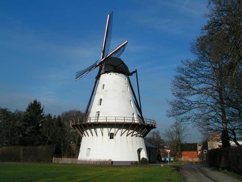 Den Steenen Molen  BOECHOUT foto Foto door Ludo Provinciael (bedankt!)