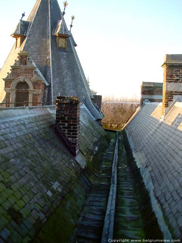 Kasteel in Ordingen SINT-TRUIDEN foto 