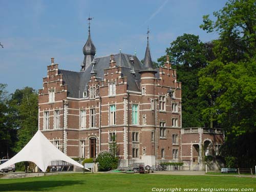 Blauwendael castle WAASMUNSTER / BELGIUM 