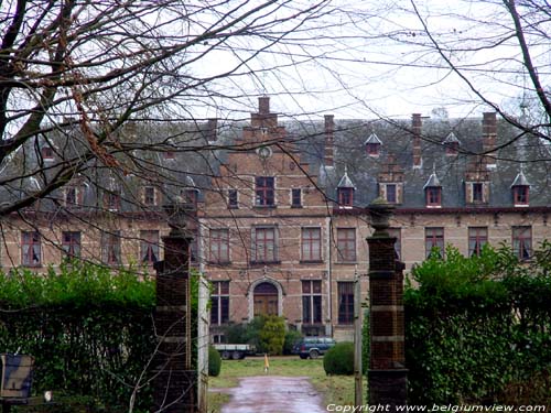 Hovorst castle (in Vierseldijk) ZANDHOVEN / BELGIUM 