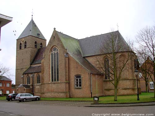 Saint Peter & Paul's church PULLE in ZANDHOVEN / BELGIUM 