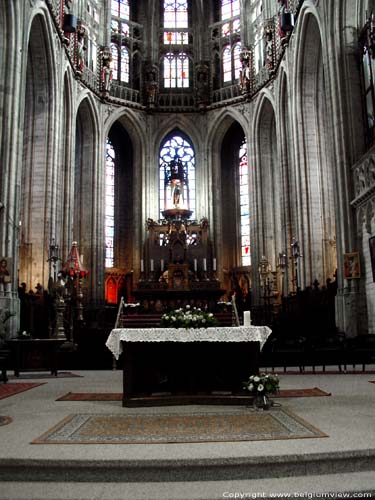 Basilique Saint-Martin HALLE  HAL / BELGIQUE 