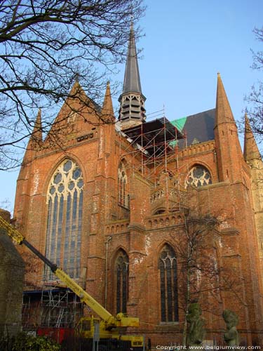 Eglise Sainte Walburga VEURNE / FURNES photo