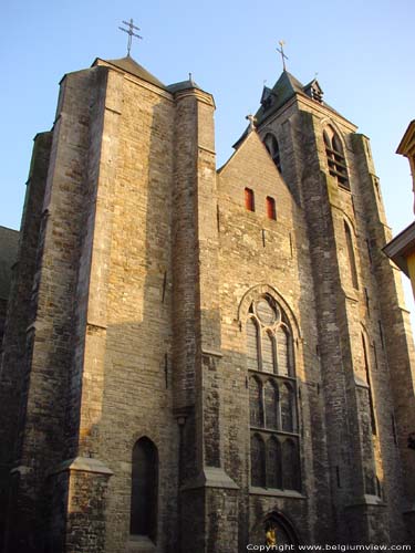 Onze-Lieve-Vrouwekerk KORTRIJK / BELGI 