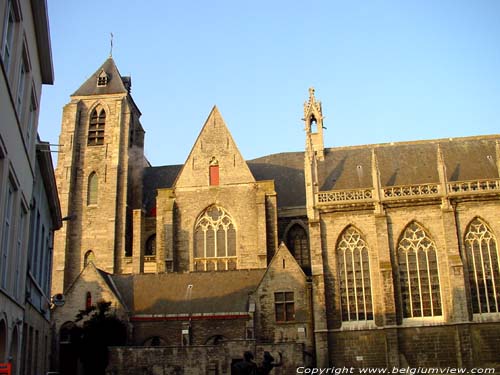 Eglise Notre-Dame KORTRIJK  COURTRAI / BELGIQUE 