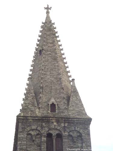 Sint-Jacobskerk GENT / BELGIË Gotische torenspits in Balegemse (Lede)steen.