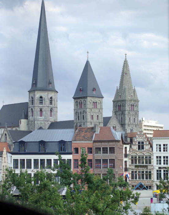 Sint-Jacobskerk GENT foto Foto vanuit 'Ons Huis'