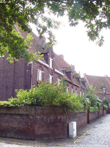 Large Beguinage SINT-AMANDSBERG in GENT / BELGIUM 