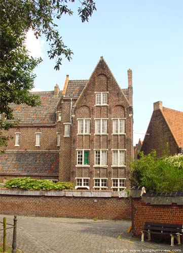 Groot begijnhof SINT-AMANDSBERG in GENT / BELGI 