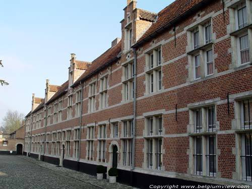 Beguinage LIER  LIERRE / BELGIQUE 