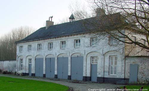 Kasteel van Salmonsart BRAINE-LE-COMTE / 'S GRAVENBRAKEL foto 