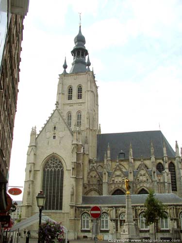 glise Notre Dame du Bourbier TIENEN  TIRLEMONT / BELGIQUE 