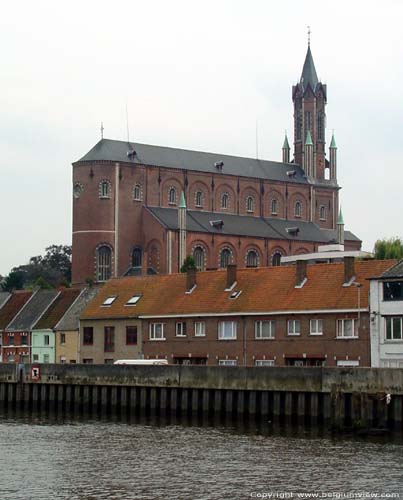 Eglise Sainte-Gertrude WETTEREN / BELGIQUE 