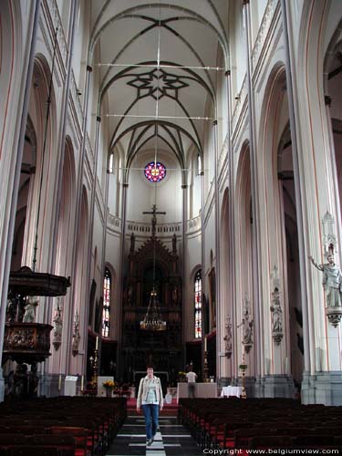 Sint-Gertrudiskerk WETTEREN / BELGI 