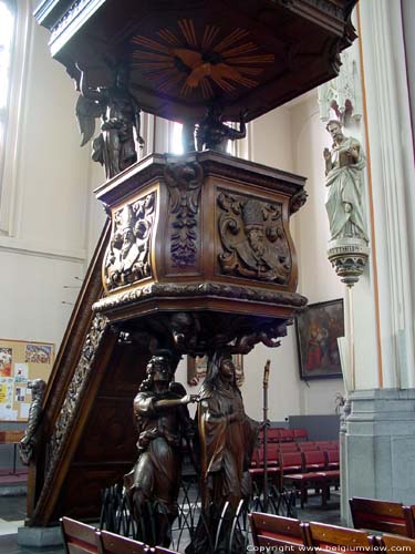 Eglise Sainte-Gertrude WETTEREN / BELGIQUE 