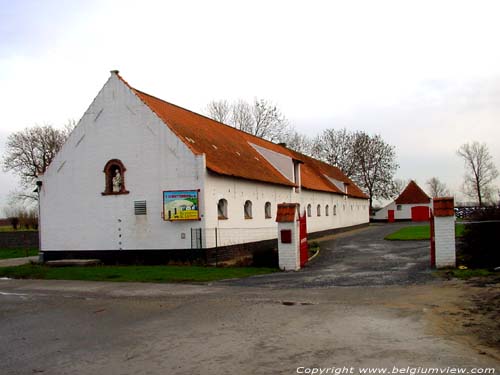 Ferme sur monticule  Dudzele ZEEBRUGGE / BRUGES photo 