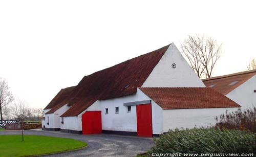 Hoeve op motte te Dudzele ZEEBRUGGE in BRUGGE / BELGI 