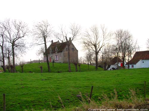 Farm on a mound in Dudzele ZEEBRUGGE in BRUGGE / BELGIUM 