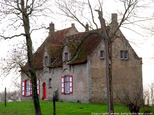 Farm on a mound in Dudzele ZEEBRUGGE in BRUGGE / BELGIUM 