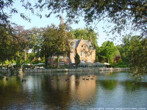 Lac d'Amour  (Minnewater) BRUGES / BELGIQUE 