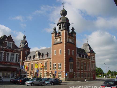 Gemeentehuis DUFFEL / BELGI 