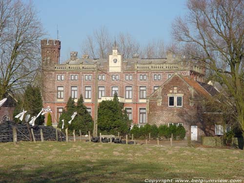 Sipernau Castle (in Elen) DILSEN-STOKKEM in DILSEN / BELGIUM 